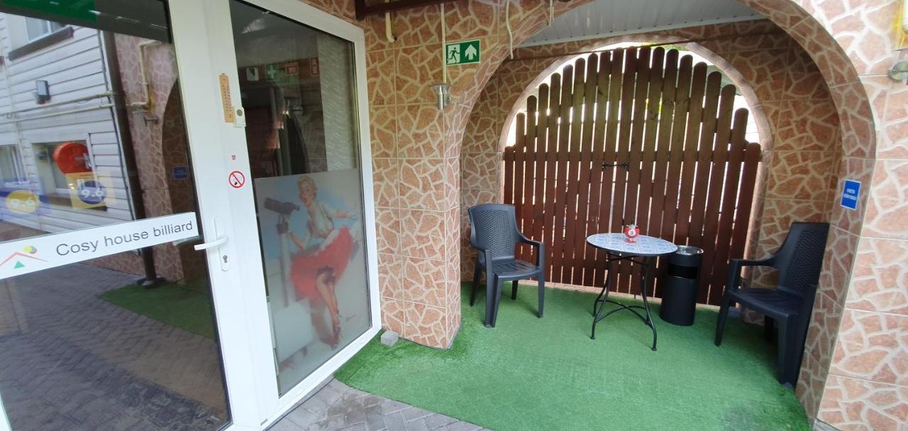 Aparthotel 4 ,, Cosy House Billiard " - Sauna & Parking Каунас Екстериор снимка